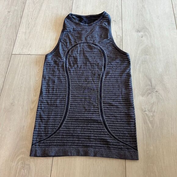Lululemon Run: Swiftly Tech Tank size 2 - Picture 1 of 6